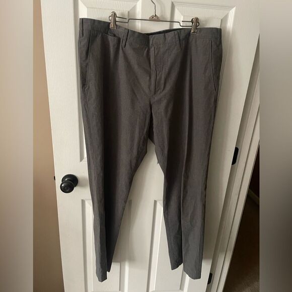 Men’s J Crew Flat Front Lightweight Gray Pants W38 L32 - Picture 2 of 4